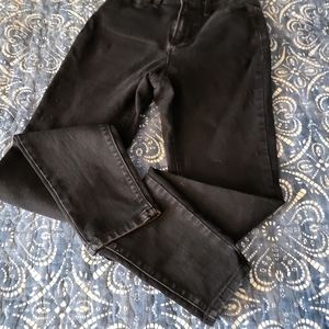 Black skinny jeans